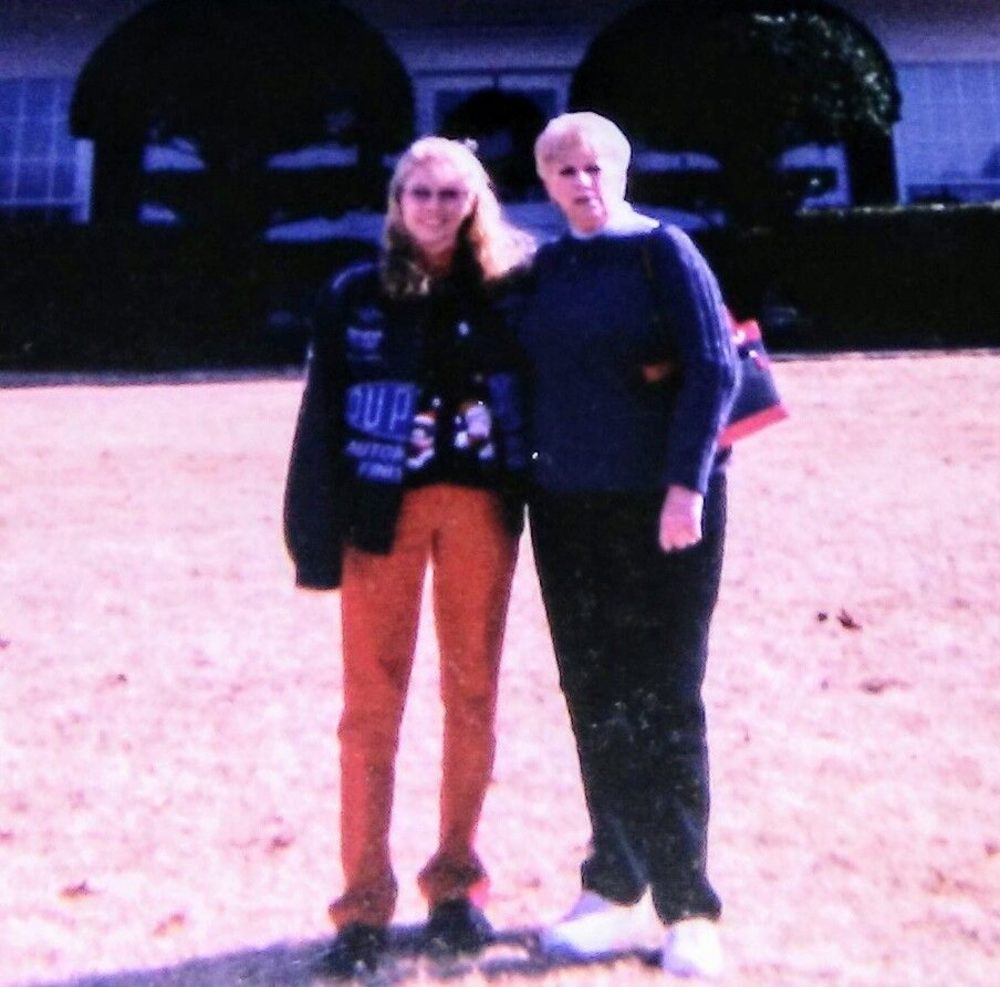 Meet your Posher, Amanda